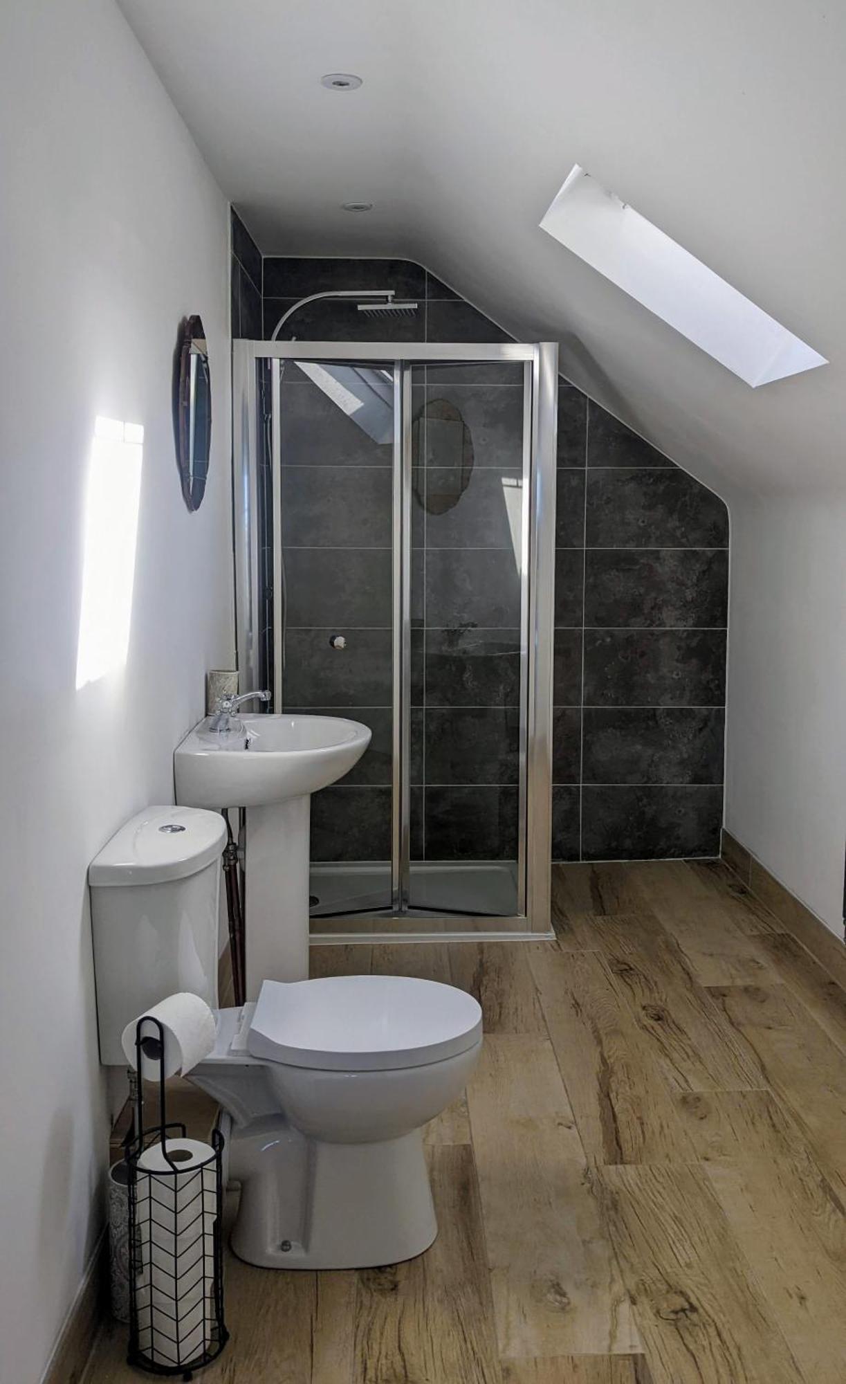 St Davids Gin & Kitchen - The Cathedral Villas Номер фото